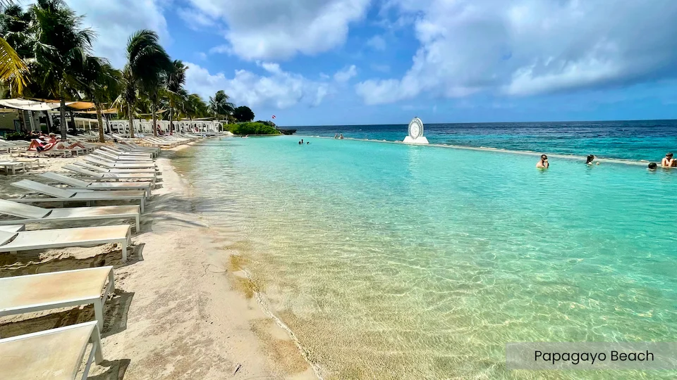 Curaçao - Papagayo Beach
