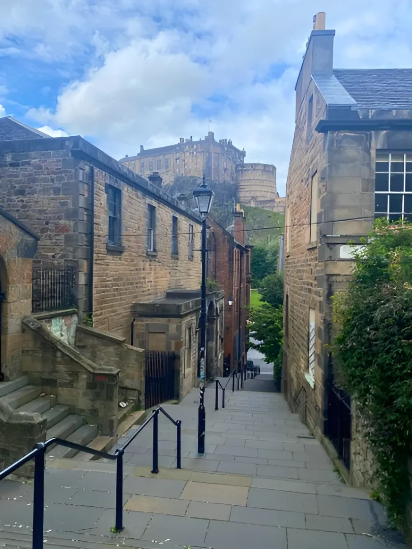 Edimburgo - The Vennel Viewpoint Edinburgh Castle
